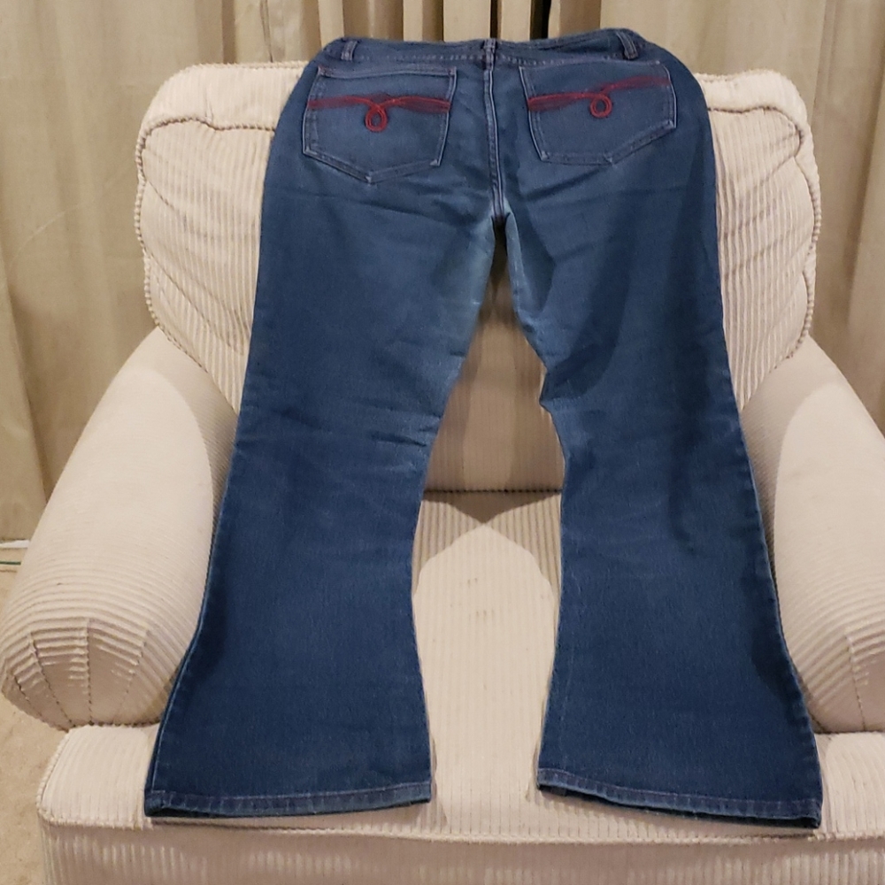 👍Great Deal!!👍Jeans - Picture 2 of 5